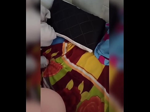❤️ Wandinogara naye anogara ega kumba nekuti murume wake anoenda kuzororo ini ndinotora mukana wekusvira nekuzadza mbongoro yake nemukaka. ❤ ❌️❤